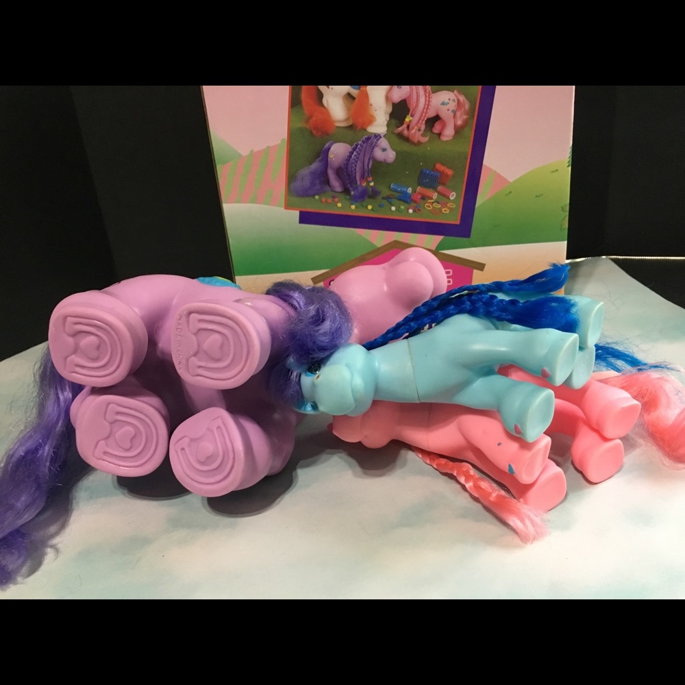 PRETTY PONY FAMILY 90s w/Accessories Giant Size - Picture 13 of 15